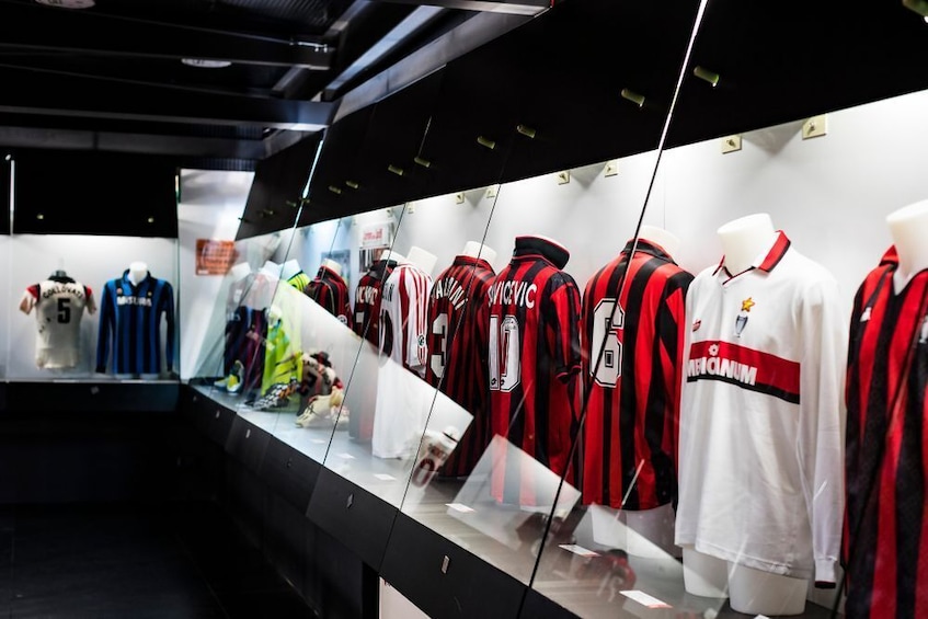 Milan: Official San Siro Stadium and Museum Guided Tour