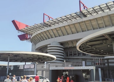 Milan: Official San Siro Stadium and Museum Guided Tour