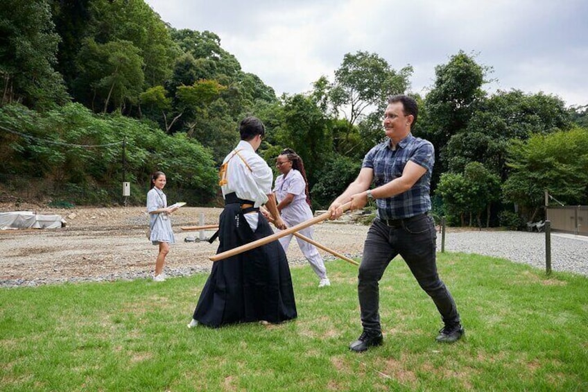 3 Hours Swordsmanship Guided Tour in Osaka