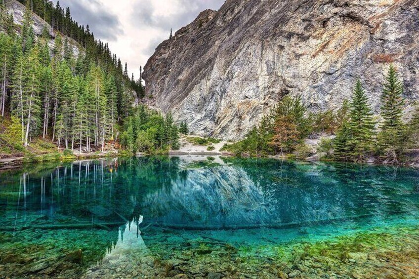 Grassi Lake and Grotto Canyon Icewalk from Banff