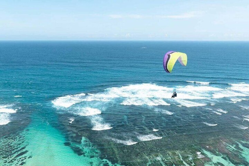 Experience Paragliding in Bali with Professional Instructor