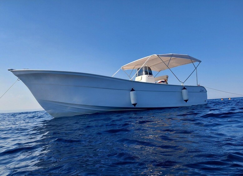 Picture 8 for Activity Marzamemi- Vendicari- Portopalo : Boat Tour with Aperitif
