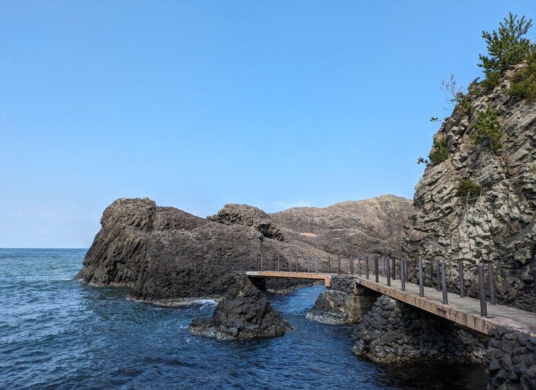 From Kanazawa: Fukui's Stunning Cliffs, Island, and Port