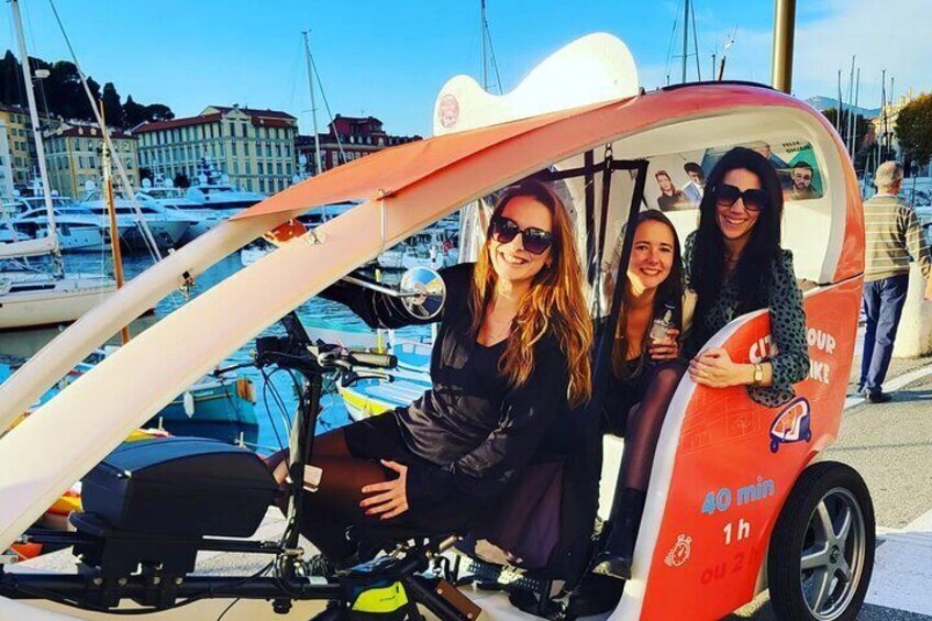 Private and Guided Velotaxi Tour in Nice