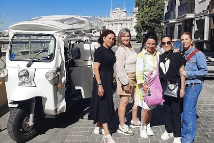 Discover Madrid in Tuk Tuk