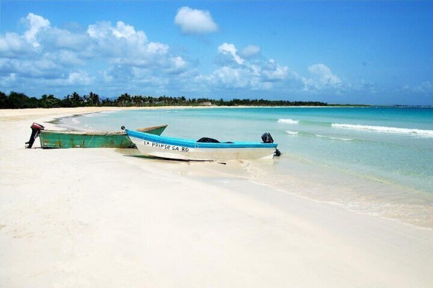 Santo Domingo Boat Tour Adventure to Isla Saona