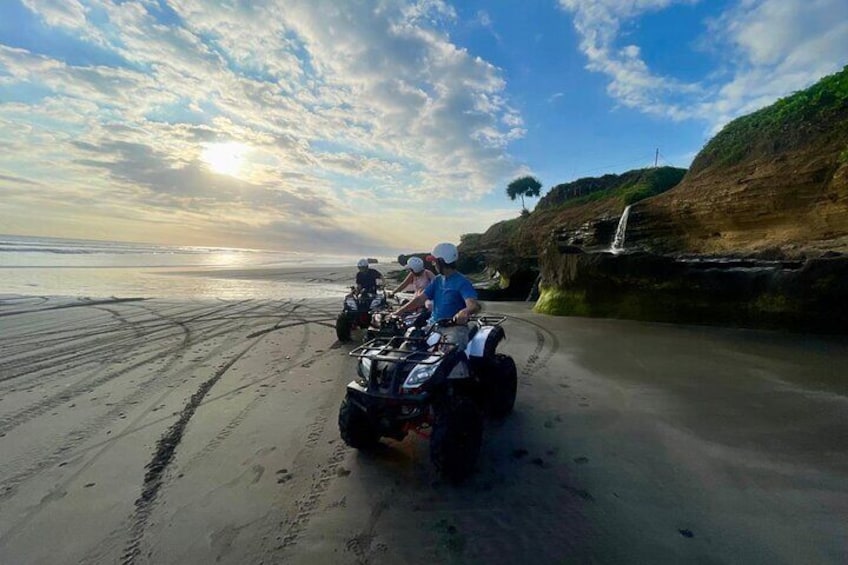 Bali ATV Ride On the Beach, Rice Field and Village Treck 2 Hour