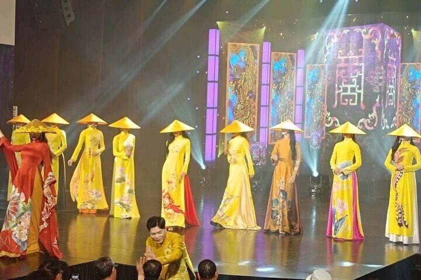 Exploring Ao Dai Vietnam Show in Da Nang City 