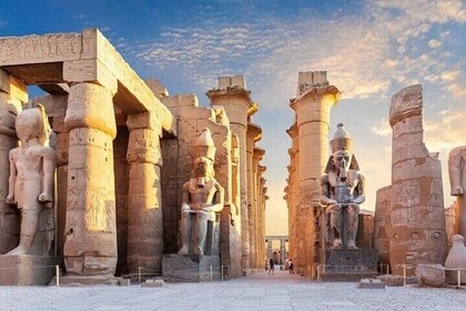 Templos de Hatshepsut y Karnak en el Valle de los Reyes de Luxor – Hurghada