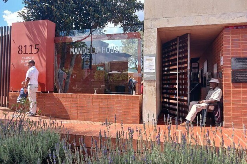 2-Day Johannesburg, Soweto and Pretoria Guided Tour