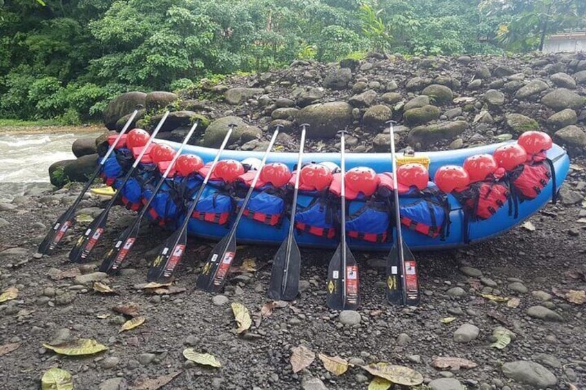 Arenal Combo Feelings, Adrenaline Rafting & Monkey Farm Experience