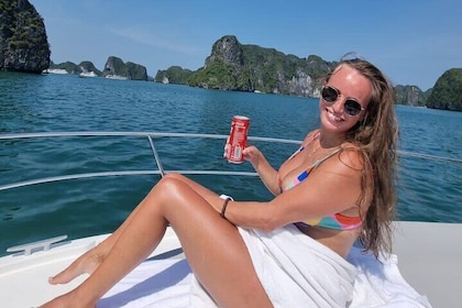 2-Hour Scenic Halong Bay Journey by Luxury Private Yacht