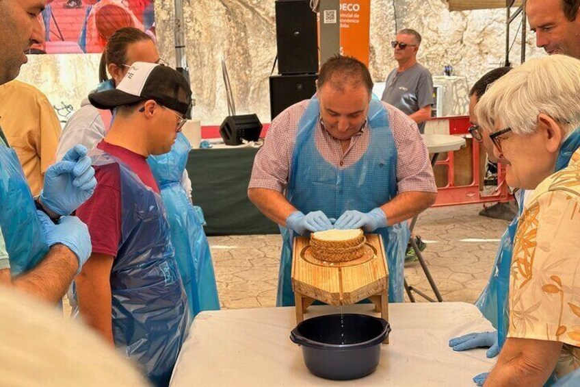 Cheesemaking Workshop in the Subbetics