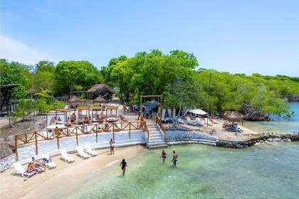 Adventure in the Rosario Islands, Barú and Tierra Bomba
