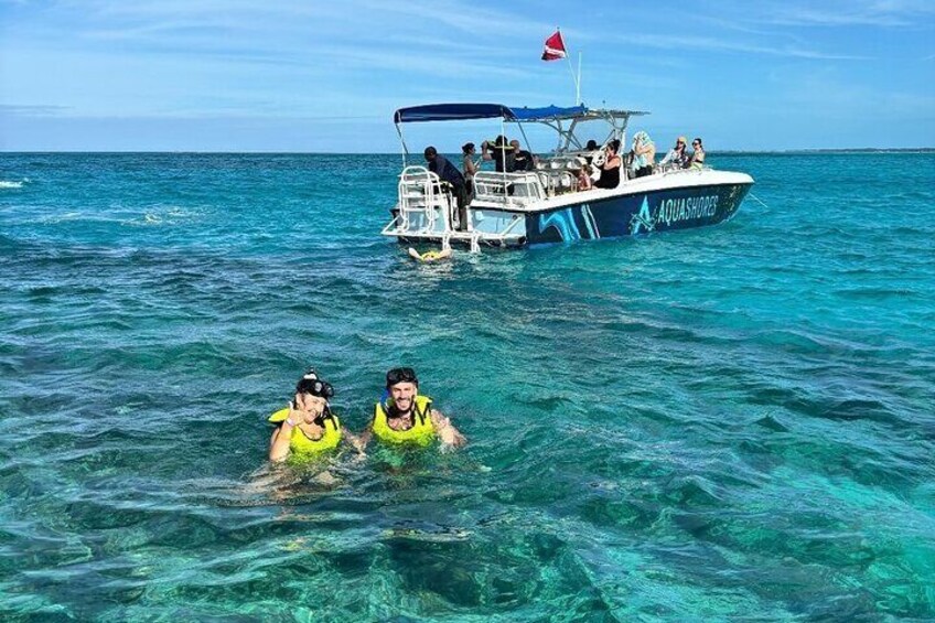 Nassau Snorkeling, Turtle Spotting and Sunset Dinner tour