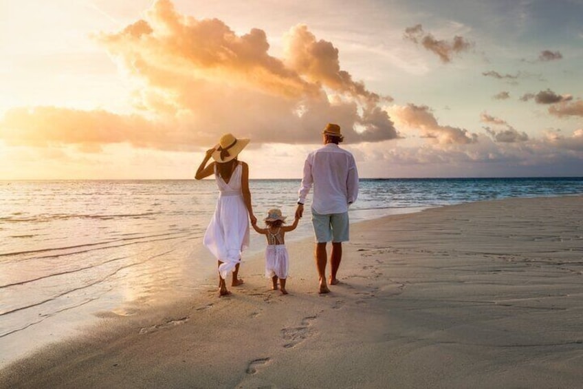 Nassau Snorkeling, Turtle Spotting and Sunset Dinner tour