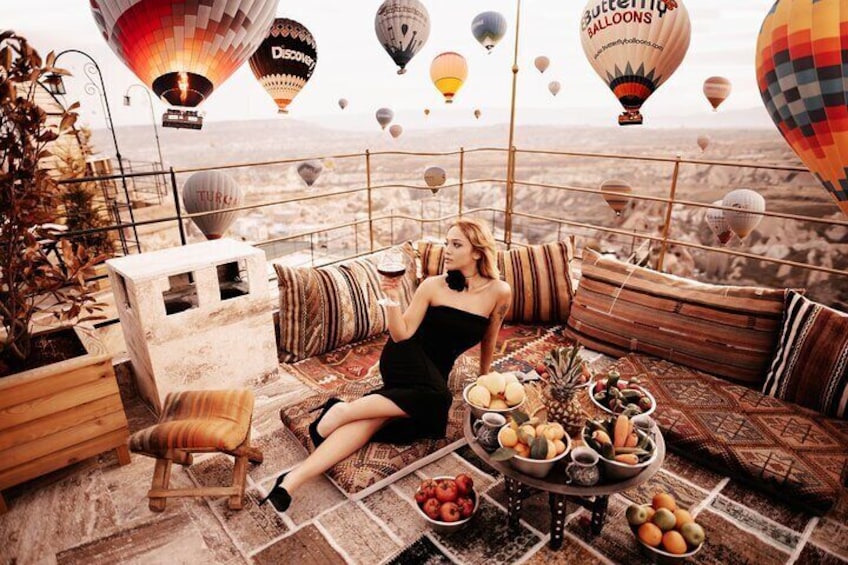 Breakfast with Balloons and Sunrise View at Terrace in Cappadocia