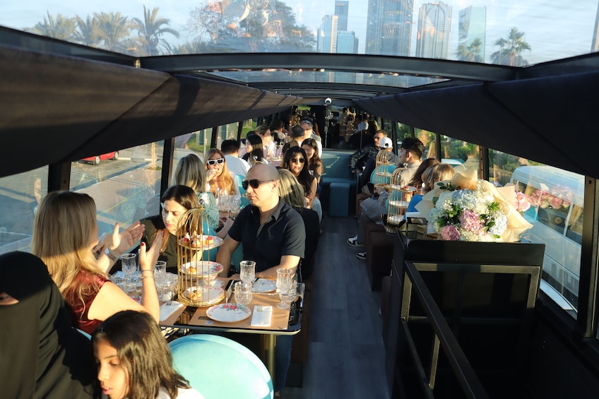 Dubai BusTronomy Fine Dining Panoramic Tour