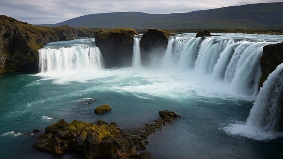 Akureyri Cruise Port: Mývatn Lakes, Waterfalls & Nature Trip