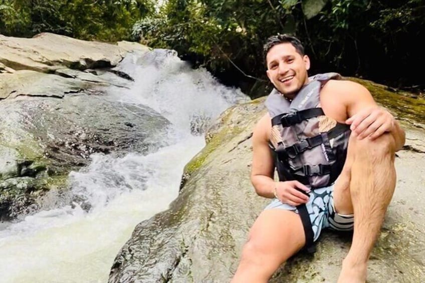 Rainforest Waterslide + Fruit Shop + Party Beach Tour w/Transport