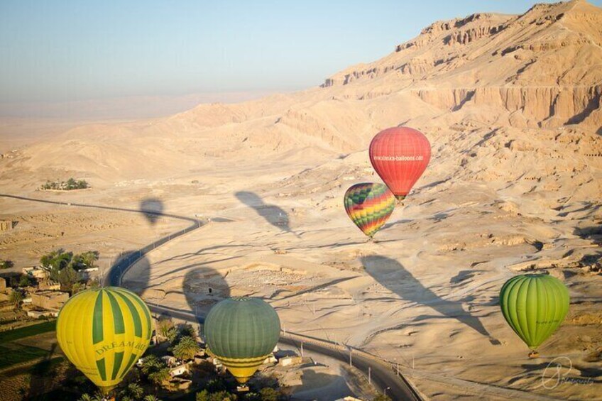 4Days Aswan to Luxor Nile Cruise with Balloon ride and Abu Simbel