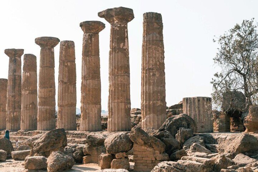 Agrigento Walking Tour with Audio and Written Guide by a Local