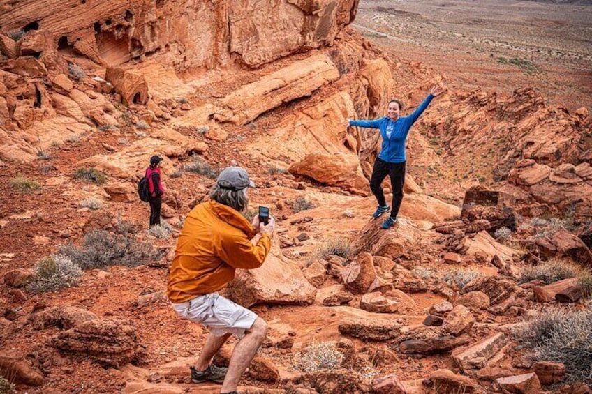 Red Rock Canyon Hiking Adventure fom Las Vegas