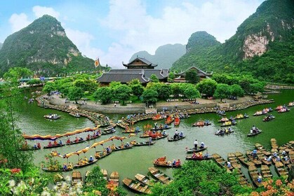 Explore Hoa Lu Trang An Mua Cave Fullday Tour