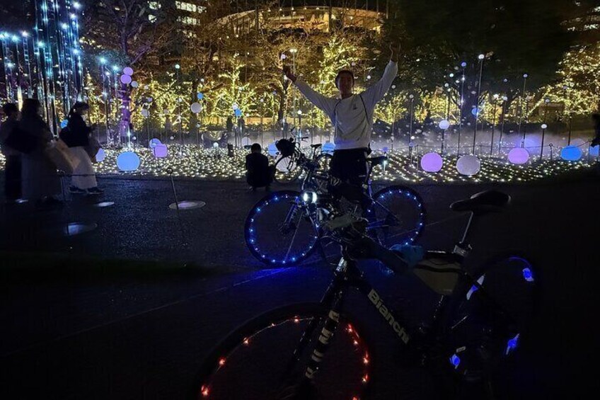 Tokyo 2 Hour Neon Bike Tour of the City's Hidden Gems