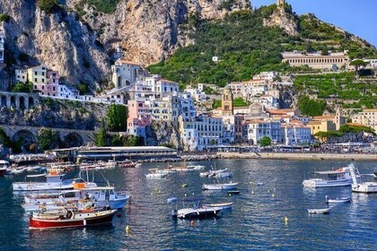 Amalfi Coast Tour and Boat Excursion From Salerno with Transfer