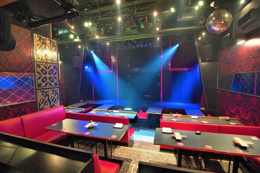 Picture 4 for Activity Tokyo: Ginza Cabaret Show KONPARU with Drink