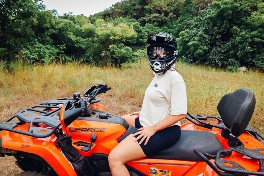 Quad Bike Adventure Boat Cruise and Buffet Day Trip to Akosombo