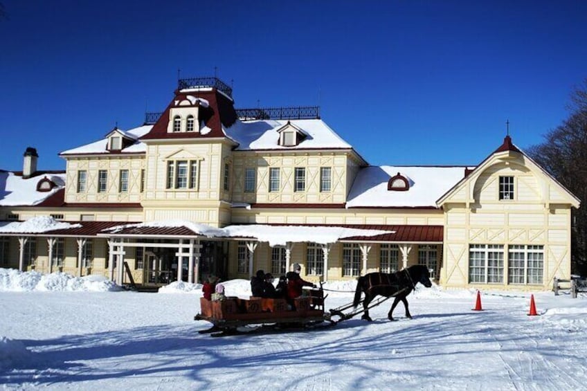 1-Day Sapporo Historical Village and Sapporo Beer Museum Tour