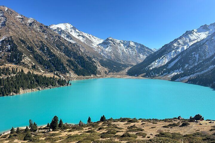 Big Almaty Lake: group hiking tour