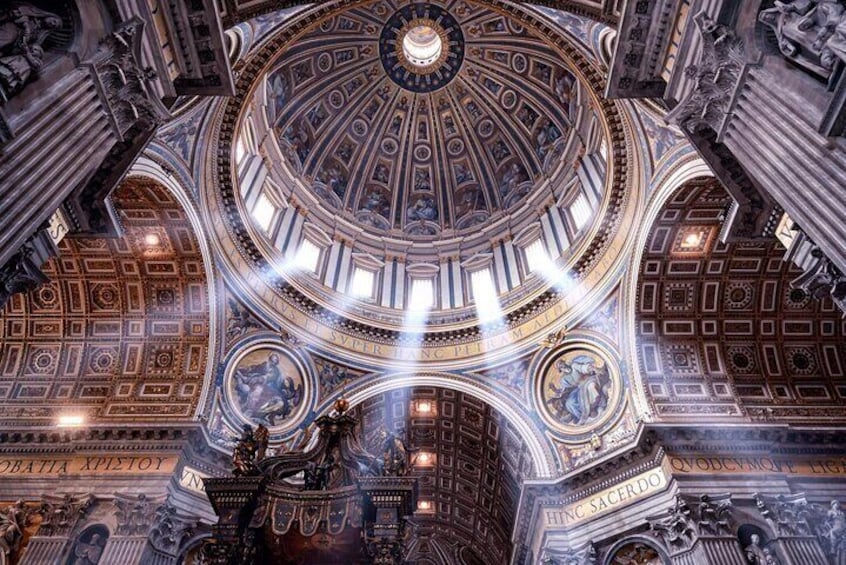 St. Peter's Basilica and Underground Papal Tombs Guided Tour