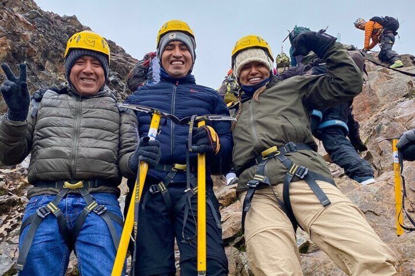 Full day Tour in Summit Cordillera Blanca