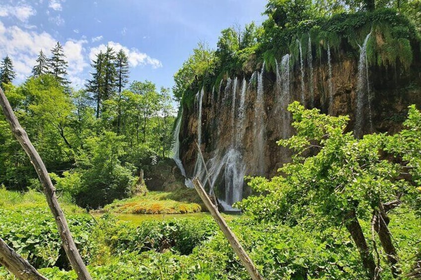 Rastoke and Plitvice Lakes Guided Day Tour