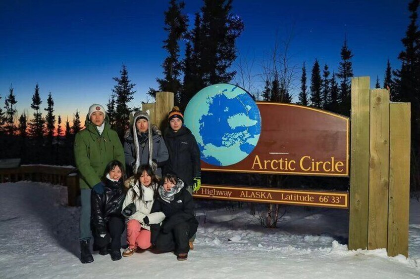 Arctic Circle Sign