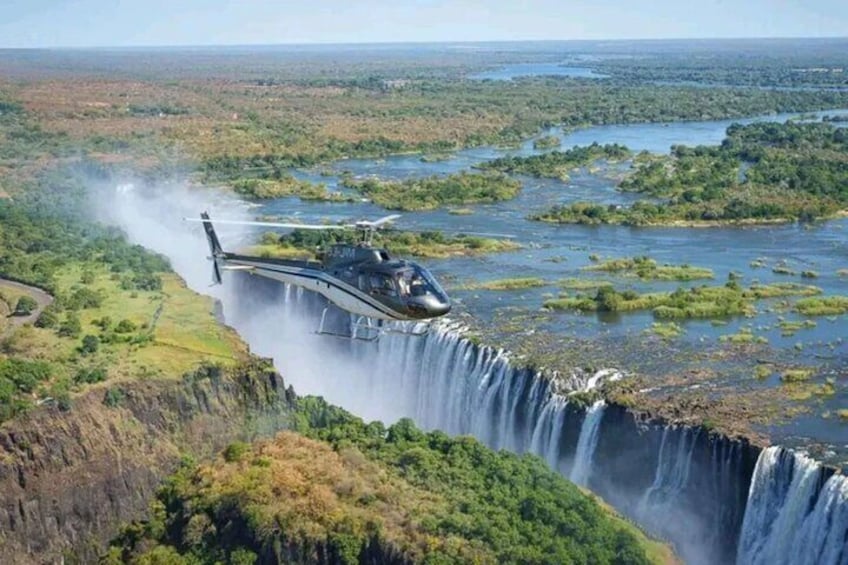 Victoria Falls Private Tour with Lunch and Helicopter Flight