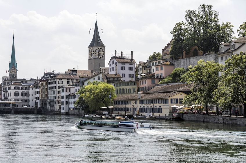 Zurich City Tour with Lake Cruise