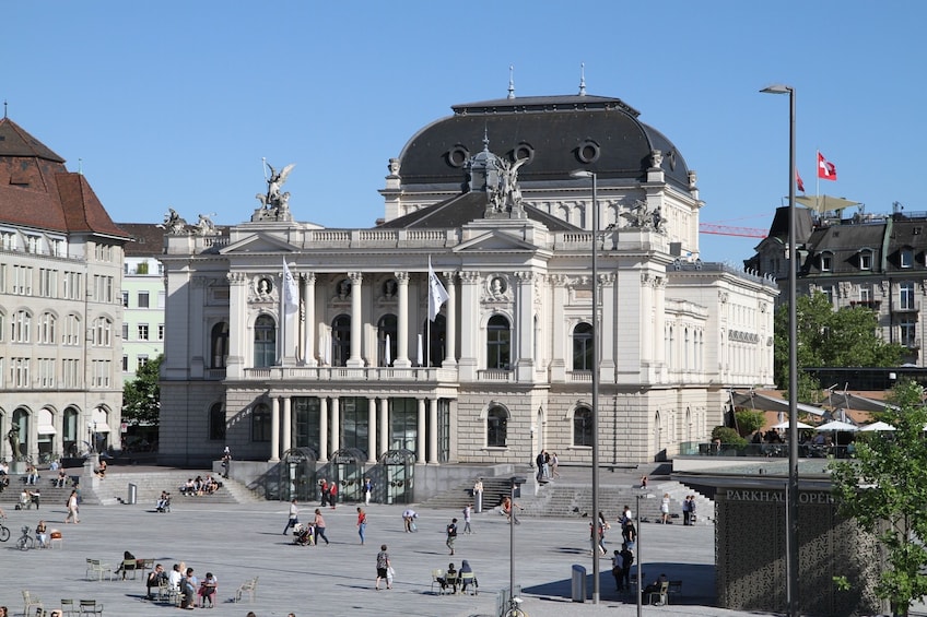 Zurich City Tour with Lake Cruise