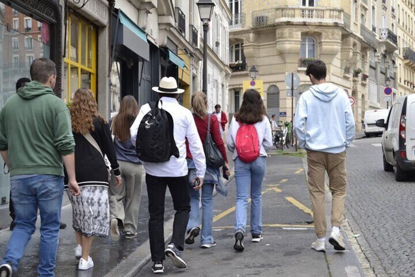 Paris Montmartre Private Guided Walking Tour