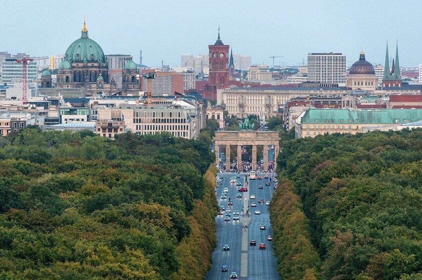 Berlin: Neue Nationalgalerie Ticket & In-App Audio City Tour