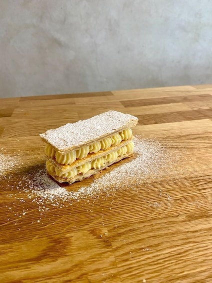 Paris: Millefeuille baking class with a chef