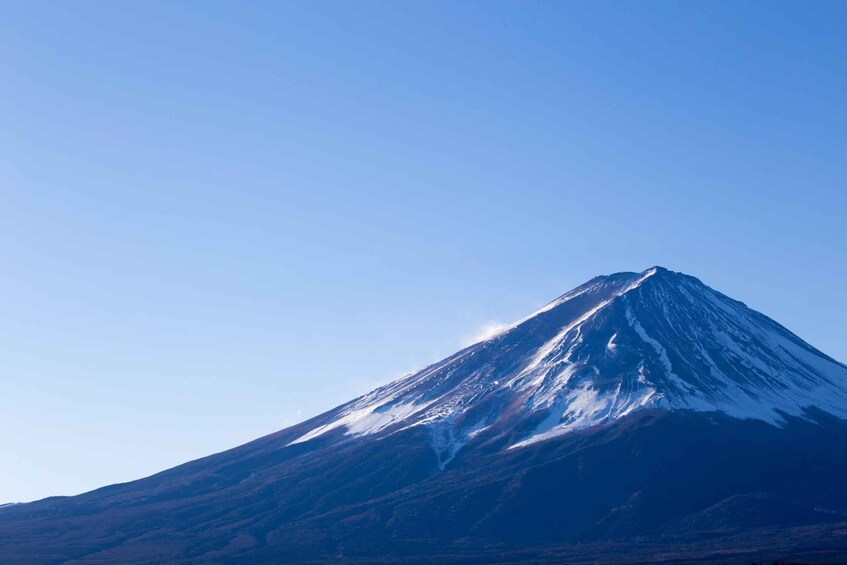 Picture 3 for Activity From Tokyo: Snow Experience at Mt.Fuji & Hakone Pirate Ship