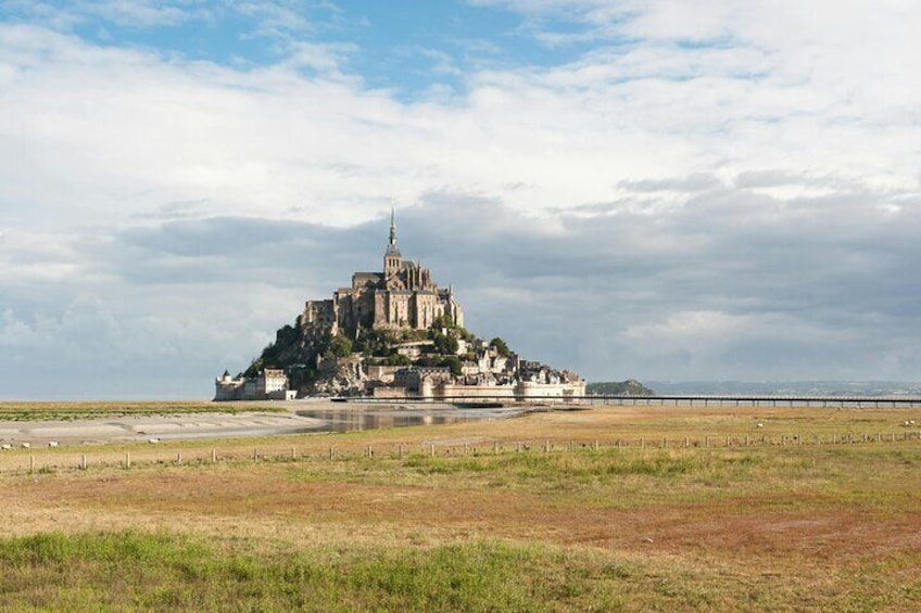 All-day Mont Saint-Michel at your leisure, from Paris (1-7 pax)