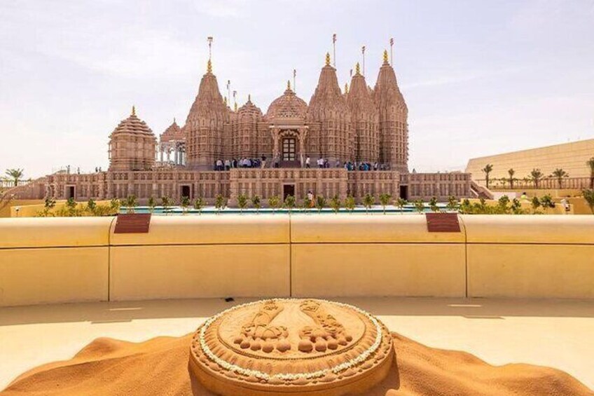 Abu Dhabi City Tour with Grand Mosque and BAPS Hindu Temple 