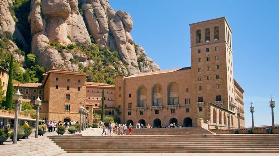 Montserrat Tour with Cogwheel Train, Monastery & Black Madonna