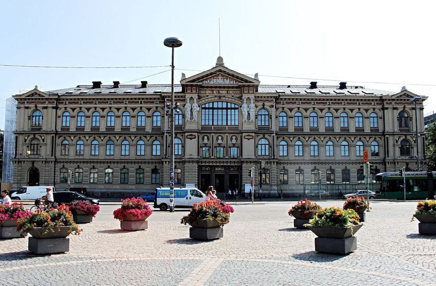 Helsinki of many faces: a walk through the centuries Audio Tour