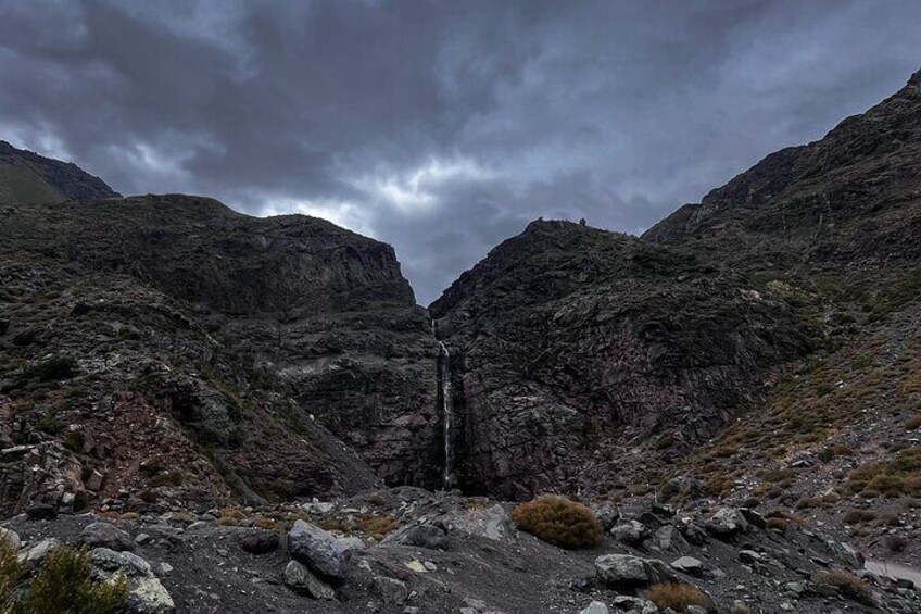Termas Valle de Colina, 4x4 cars, barbecue and small groups.